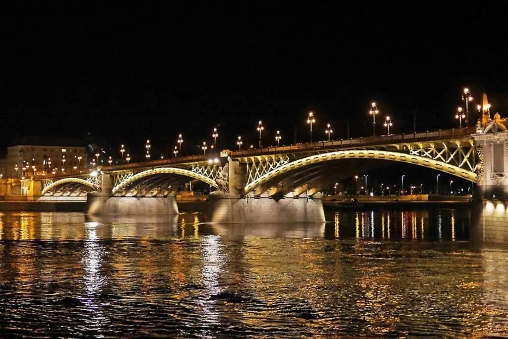 Apartment Secret Diamond Of The Budapest Hungary